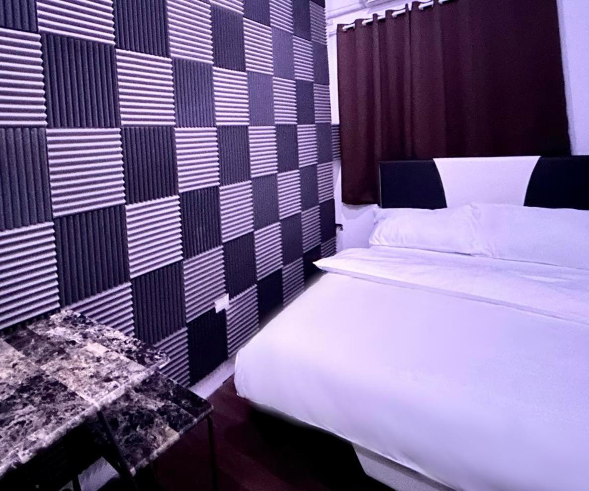 Private Room With Ac And Fan At Ekg Manila House Rental Ngoại thất bức ảnh
